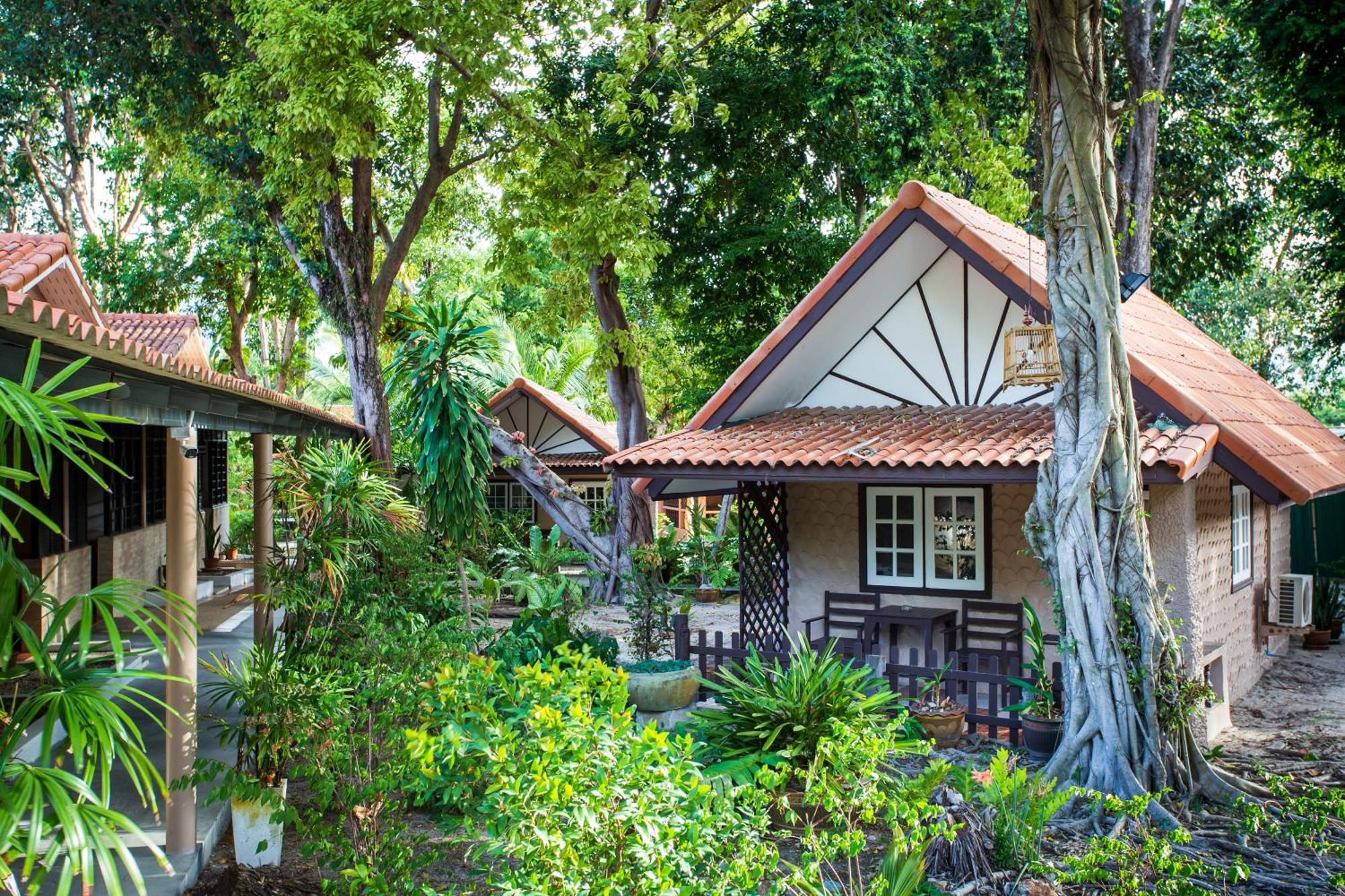 Harry'S Bungalows شاطئ مينام المظهر الخارجي الصورة